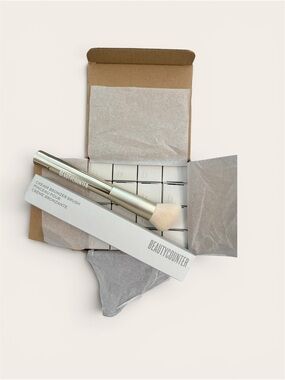 Case of 16 NIB Beautycounter Bronzer Brushes | Individually Boxed | Bulk Bundle